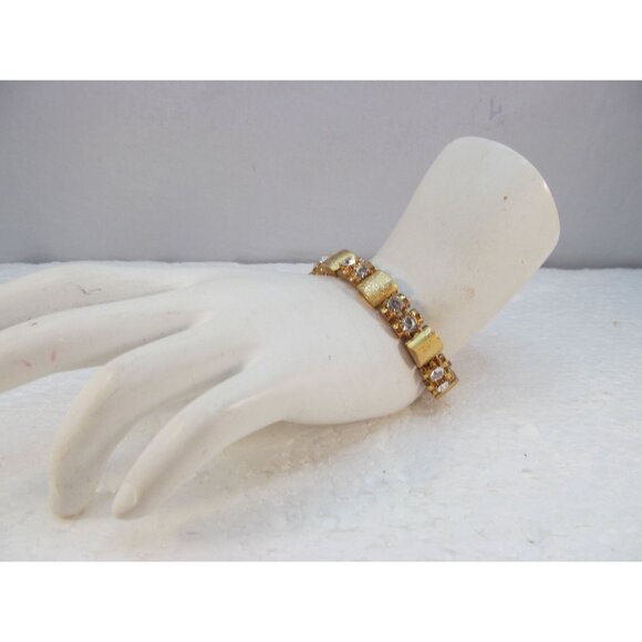 Gold Tone Rhinestone Link Bracelet Size 7.25 - Picture 13 of 14